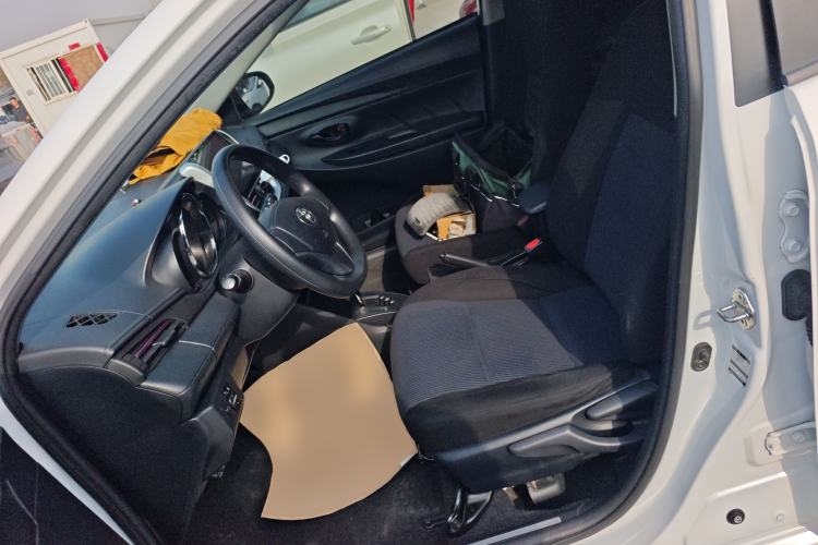 Used Toyota YARiS L Zhi Xuan 2016 Revised 1.5E CVT Charming Edition