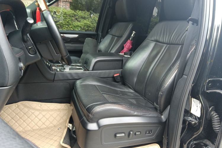 Used Lincoln Navigator 2016 3.5T AWD Left Front Seat