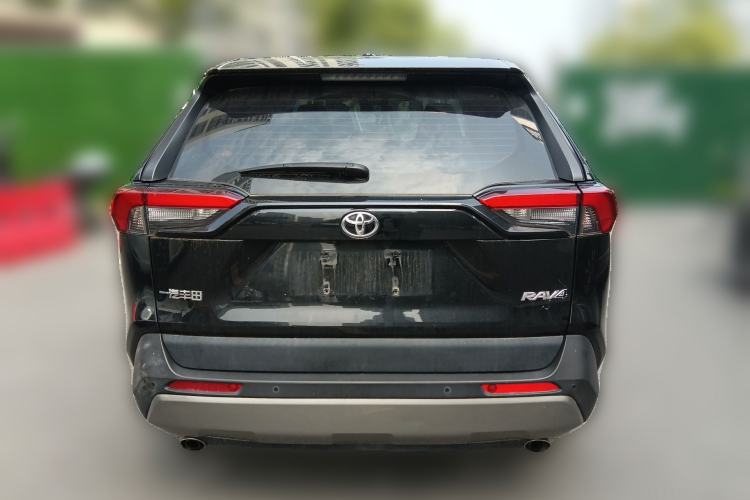 Used Toyota RAV4 2023 2.0L CVT Two-Wheel Drive Fashion Plus Edition Rear