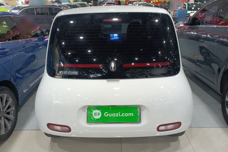 Used ORA White Cat 2022 Upgraded Model 305km Range Luxury Version Lithium-Ion Battery
