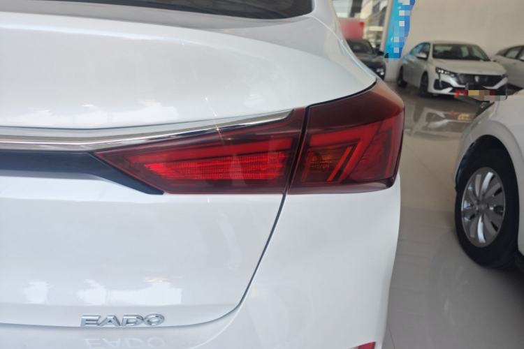 Used CHANGAN Eado New Energy 2022 EV460 Smart Ride-Hailing Edition – Lithium Iron Phosphate Right Rear Taillight