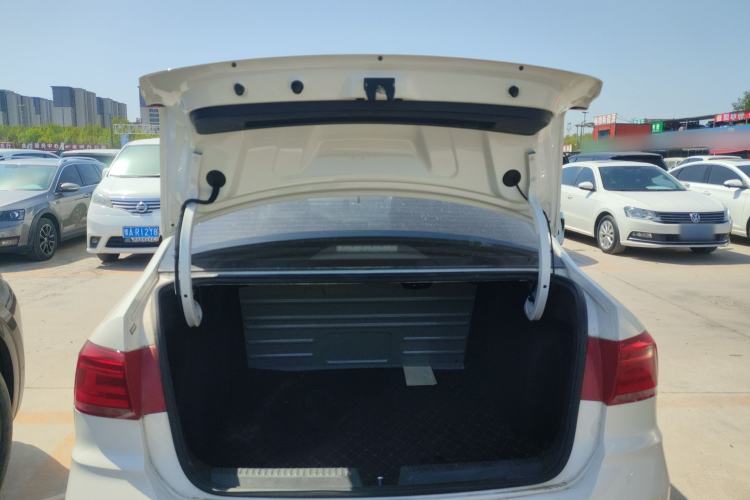 Used Volkswagen Santana 2019 1.5L Automatic Comfort Edition China VI Standard Trunk