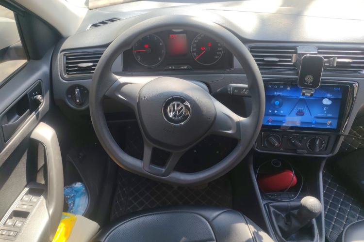 Used Volkswagen Santana 2021 1.5L Manual Fashion Edition Steering Wheel