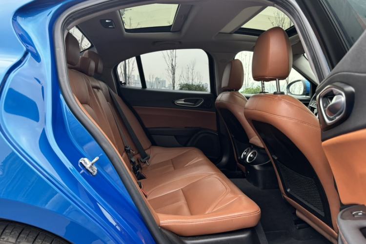 Used Alfa Romeo Giulia 2017 2.0T 280HP Luxury Edition