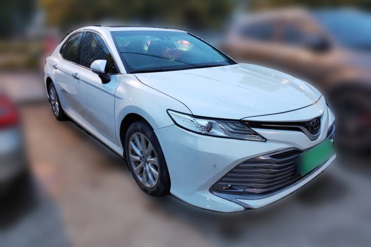 Used Toyota Camry 2019 Revised Version 2.0G Luxury Edition
