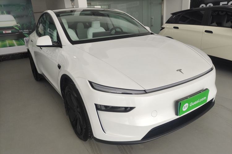 Used Tesla Model Y 2025 Long-Range All-Wheel Drive First Edition