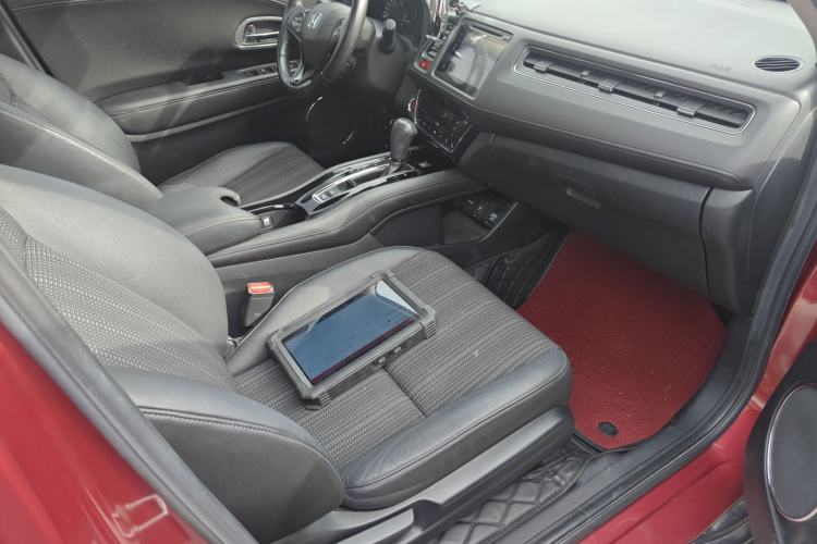 Used Honda Vezel 2015 1.8L CVT 2WD Luxury Model Right Front Seat