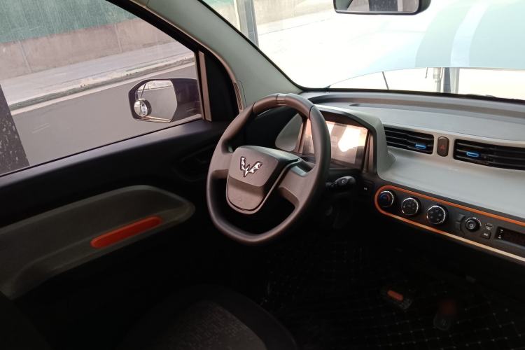 Used Wuling Hongguang MINIEV 2020 Freedom Version Lithium Iron Phosphate Steering Wheel