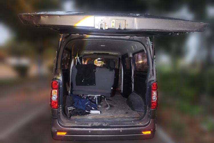 Used CHANGAN KAICHENG Ruixing M70 2017 1.5L Comfort Edition 6-Seater Liftback Door DAM15DL