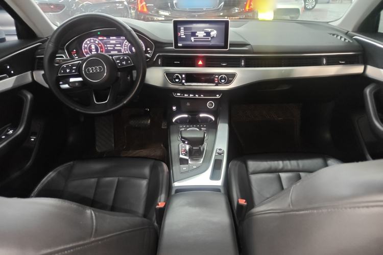 Used Audi A4L 2019 40 TFSI Fashion Version China V
