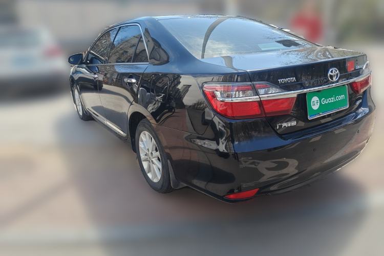 Used Toyota Camry 2016 2.0G 10th Anniversary Leading Edition
