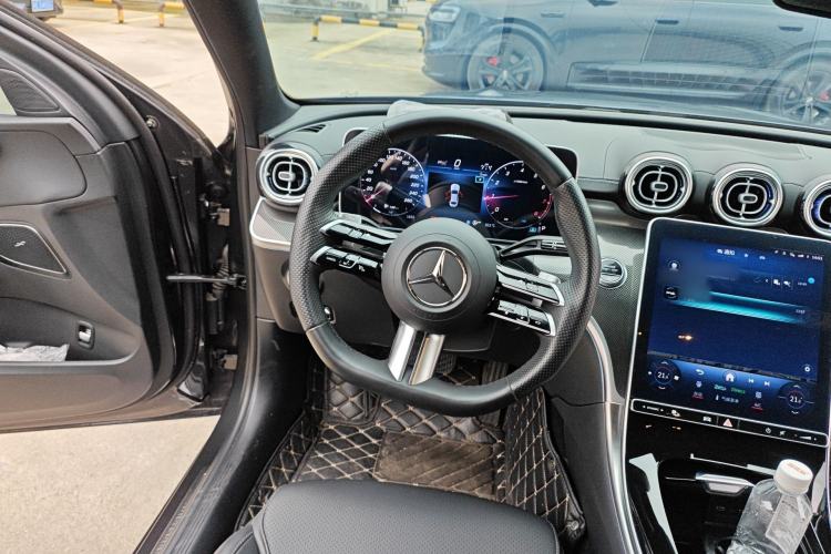 Used Mercedes-Benz C-Class 2023 Revised C 200 L Sport Edition Steering Wheel