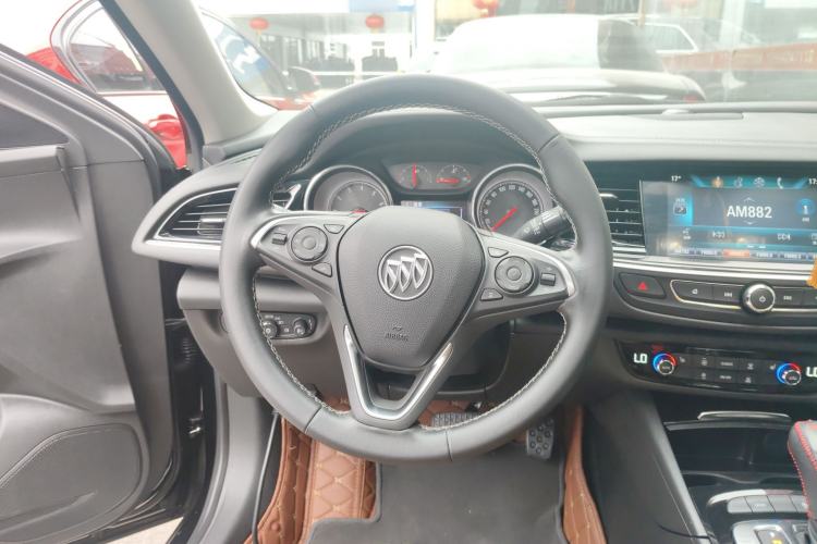 Used Buick Regal 2017 20T Elite Edition Steering Wheel