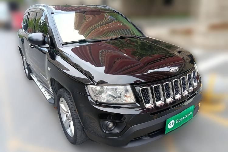 Used Jeep Compass 2011 2.0L two-wheel drive sport version
