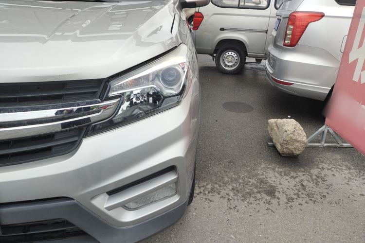 Used Dongfeng Fengon S560 2018 1.8L Manual Urban Model 7 Seats Left Front Headlight