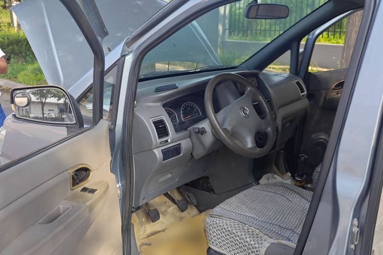 Used Dongfeng Shuaike 2010 1.6L Manual Utility Version