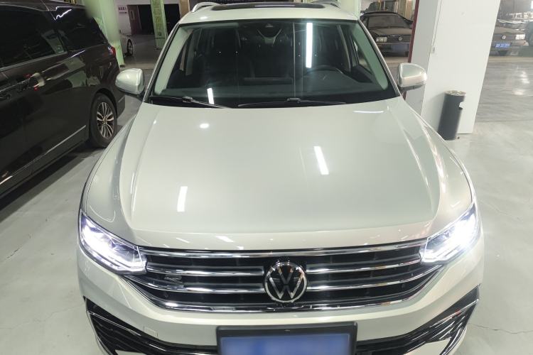 Used Volkswagen Tiguan L 2023 330TSI Automatic Two-Wheel Drive R-Line Enjoyment Edition
