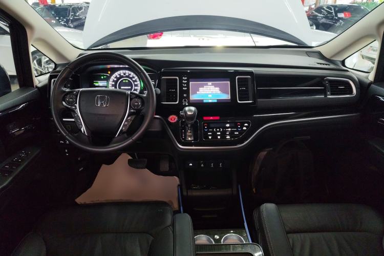 Used Honda Elysion 2019 2.0L Hybrid Luxury Edition
