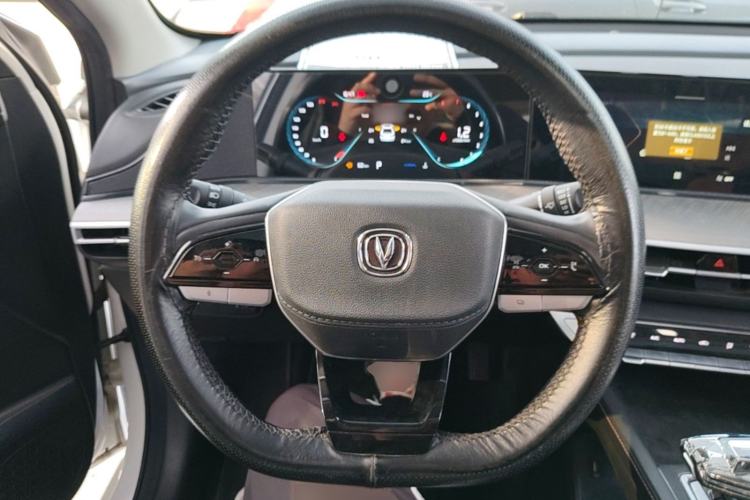 Used CHANGAN Eado 2022 PLUS Blue Whale NE 1.4T GDI DCT Prestige Edition Steering Wheel
