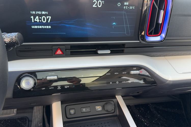 Used Hyundai ix35 2023 Musso 2.0L Flagship Edition TOP
