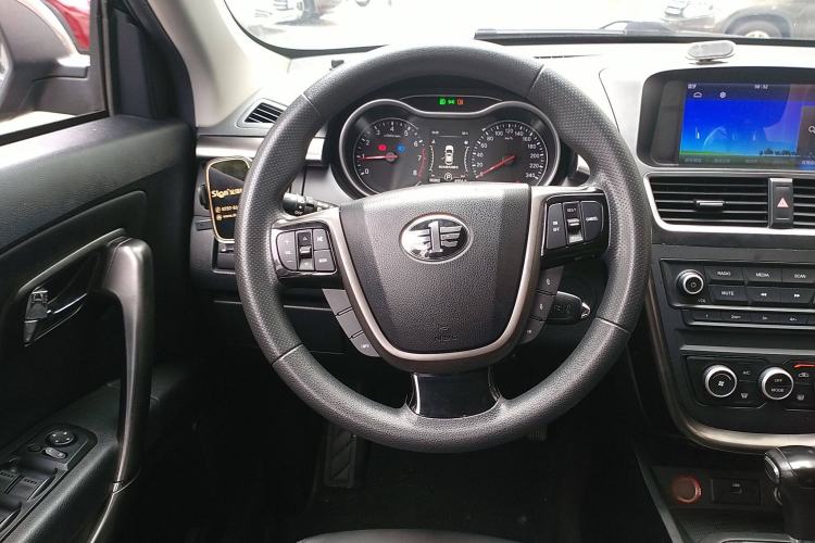 Used Bestune X80 2017 2.0L automatic Technology trim level