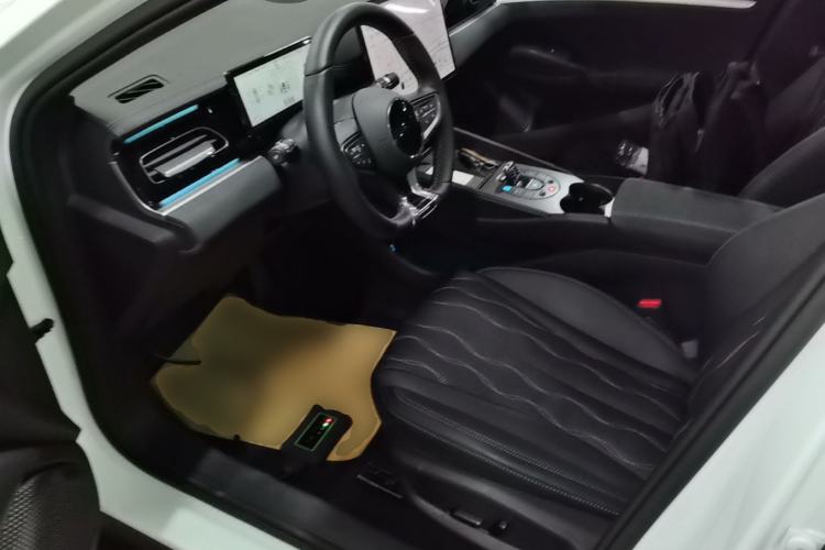 Used BYD Seal 06 New Energy 2025 DM-i Intelligent Drive 120KM Flagship Model
