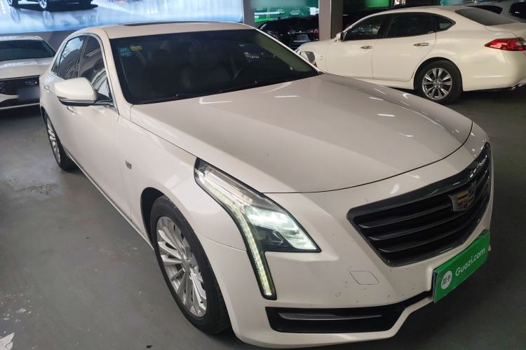 Used Cadillac CT6 2016 28T Fashion Edition Front Right 45 Deg