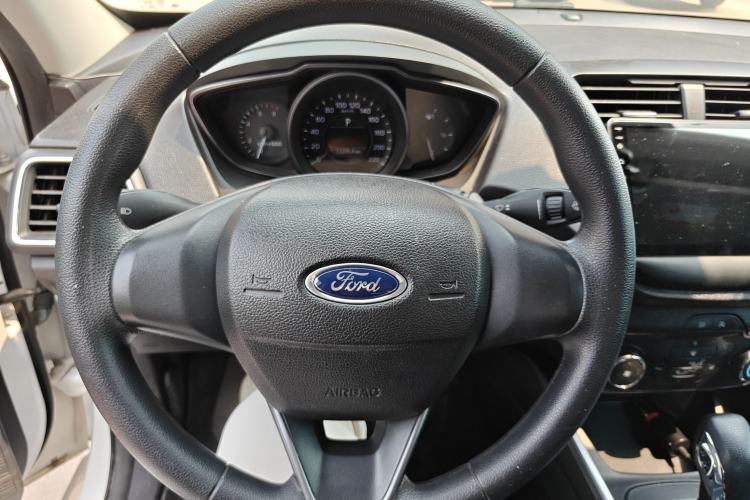 Used Ford Escort 2019 Revised 1.5L Automatic ZhiXiang Version China VI Standard Steering Wheel