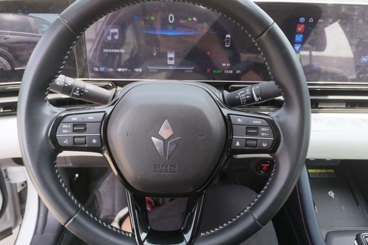 Used Lingxi L 2025 Model—Player No. 1 Plus Super Double-Up Optional Package
