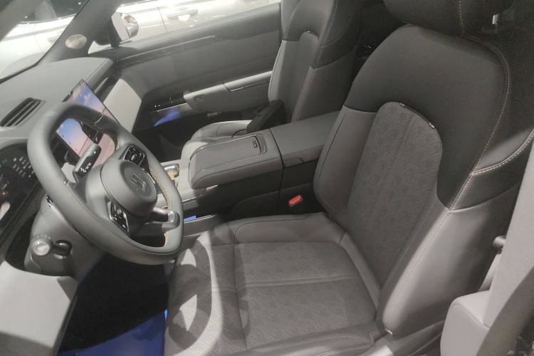 Used Zeekr 7X 2025 75 kWh Rear-Wheel Drive Intelligent Driving Version