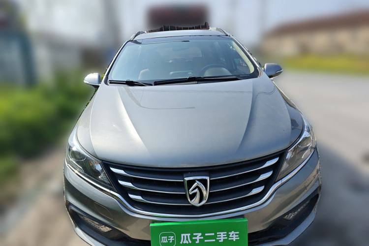 Used Baojun 310W 2017 1.5L Manual Luxury Edition China V

