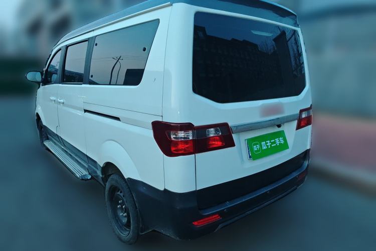 Used Jinbei Gold Hiace M Classic 2022 Panda Edition 1.5L Travel Lion Passenger Van 7 Seats