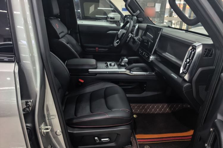 Used JETOUR Traveler 2025 2.0TD DCT XWD Cross+ Interior 1