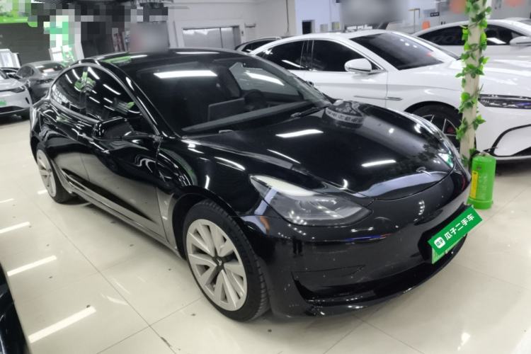 Used Tesla Model 3 2022 Rear-Wheel-Drive Version Front Right 45 Deg