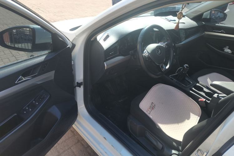 Used Volkswagen Bora 2020 1.5L Manual Fashion Edition
