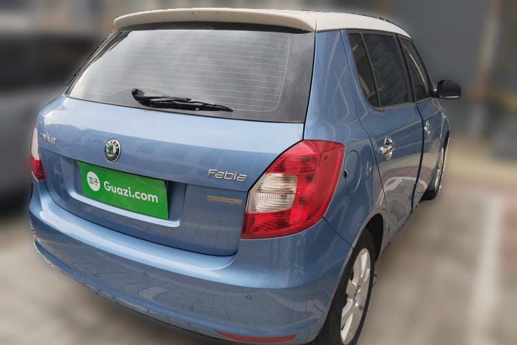 Used Skoda Fabia 2012 1.4L Automatic Crystal Edition