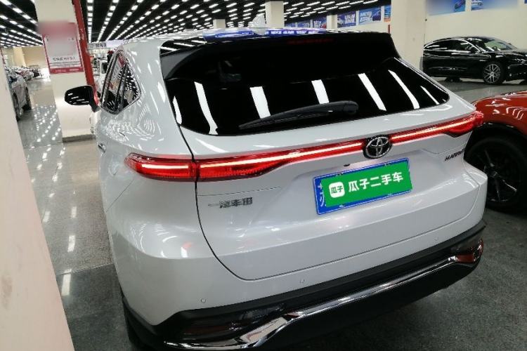 Used Toyota Harrier 2022 2.0L CVT Two-Wheel Drive Entry Version Exterior 2