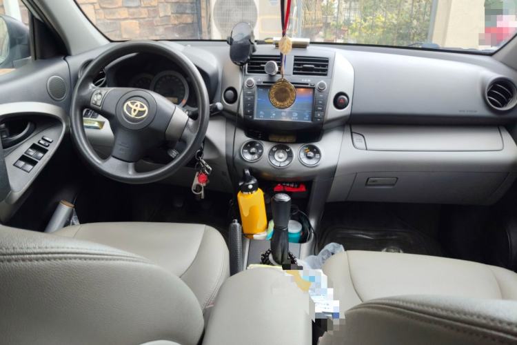 Used Toyota RAV4 2009 2.0L Manual Classic Edition
