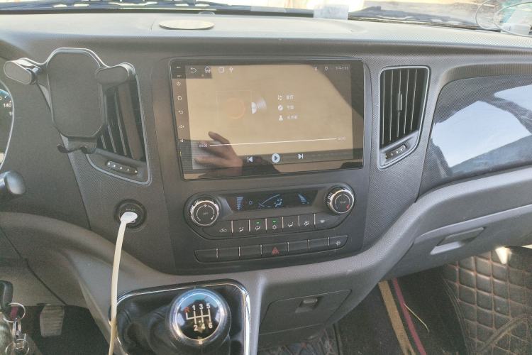 Used Foton Toano 2024 Joyear Multi-Function 2.0T Manual Long-Wheelbase Mid-Roof Model with Single Rear Tire Available in 5/6/7/9-Seater Configurations