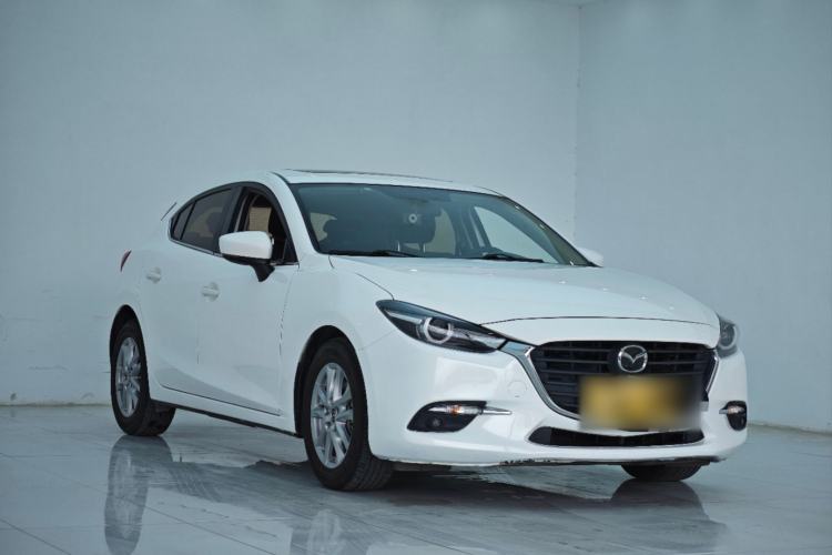 Used Mazda 3 Axela 2017 Hatchback 1.5L Automatic Luxury Model Emission Standard China V