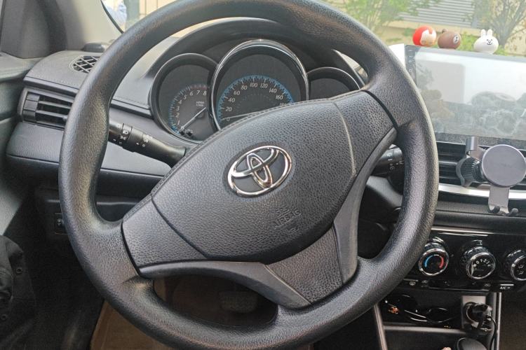 Used Toyota YARiS L Zhi Xuan 2017 1.5E CVT Enhanced Performance Edition Steering Wheel