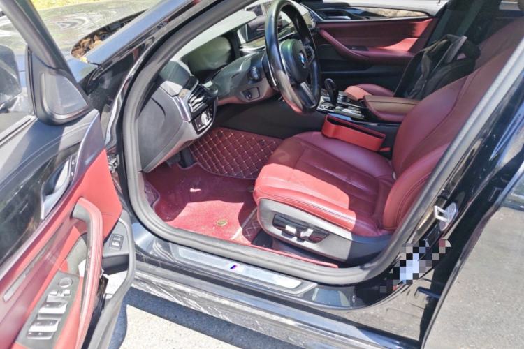 Used BMW 5 Series 2020 530Li Luxury Edition M Sport Package Driver Seat