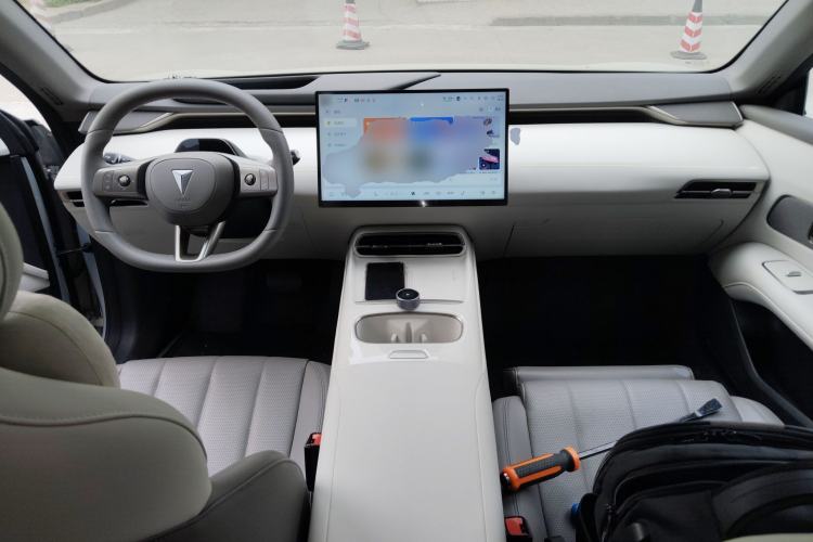 Used Deepal L06 2026 Model 560Ultra+ Laser Edition Center Console