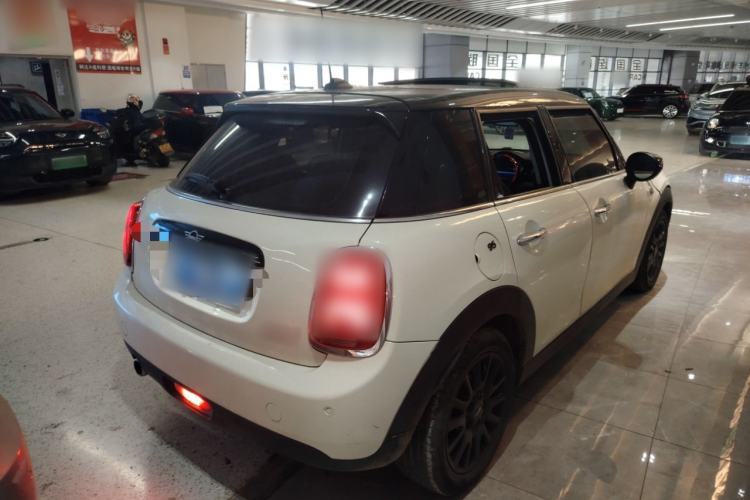 Used MINI 2019 1.5T COOPER Classic Edition Five-Door Version
