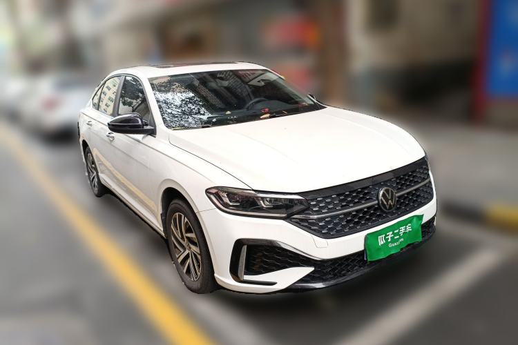 Used Volkswagen Lavida 2023 300TSI DSG Starry Full-Comfort Edition Front Right 45 Deg