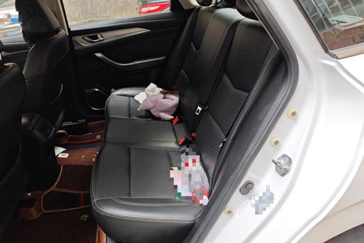 Used CHANGAN Eado 2019 1.6L GDI Manual Value Edition China VI Standard
