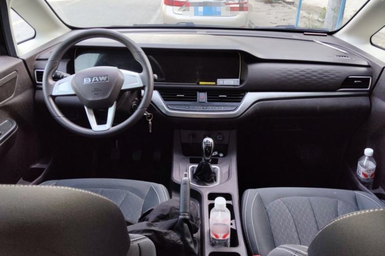 Used BAW Ruisheng Ace M7 2023 2.0L Long Wheelbase Wealth Creation Version 7 Seats Interior 2