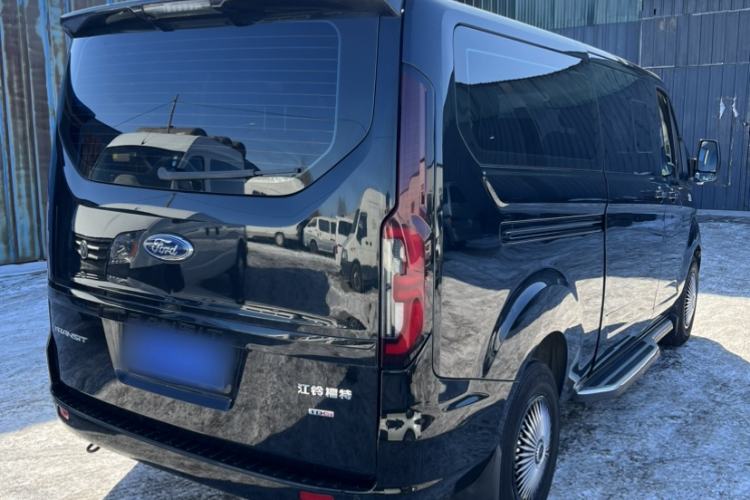 Used Ford Transit 2023 2.0T Diesel Automatic Commercial & Travel Version Mid-axle Low-roof Design 7/8/9-Seater
