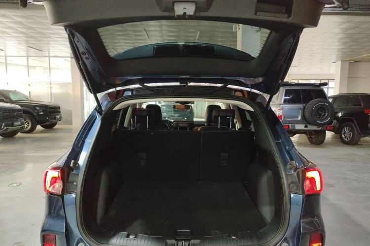 Used Ford Escape 2020 EcoBoost 245 Two-Wheel-Drive Titanium Edition