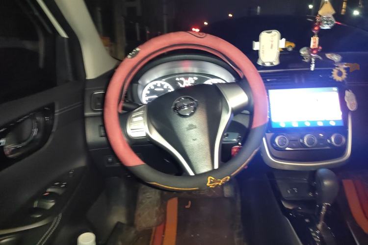 Used Nissan Tiida 2021 1.6L CVT Cool Edition